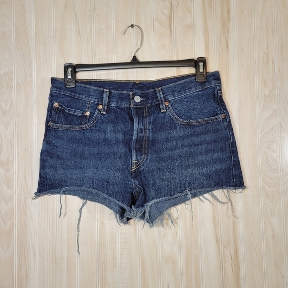 Levi Strauss Co Levi’s 501 Button-Fly Denim Cutoff Shorts Sz 32” - Picture 1 of 8